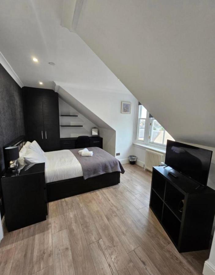 אדינבורו Luxury Double Room With Private Bathroom מראה חיצוני תמונה